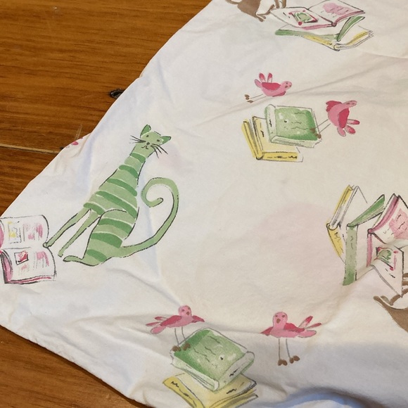 POTTERY BARN KIDS *Standard* Pillowcase Book Lover Animals Whimsical Organic - Picture 5 of 5